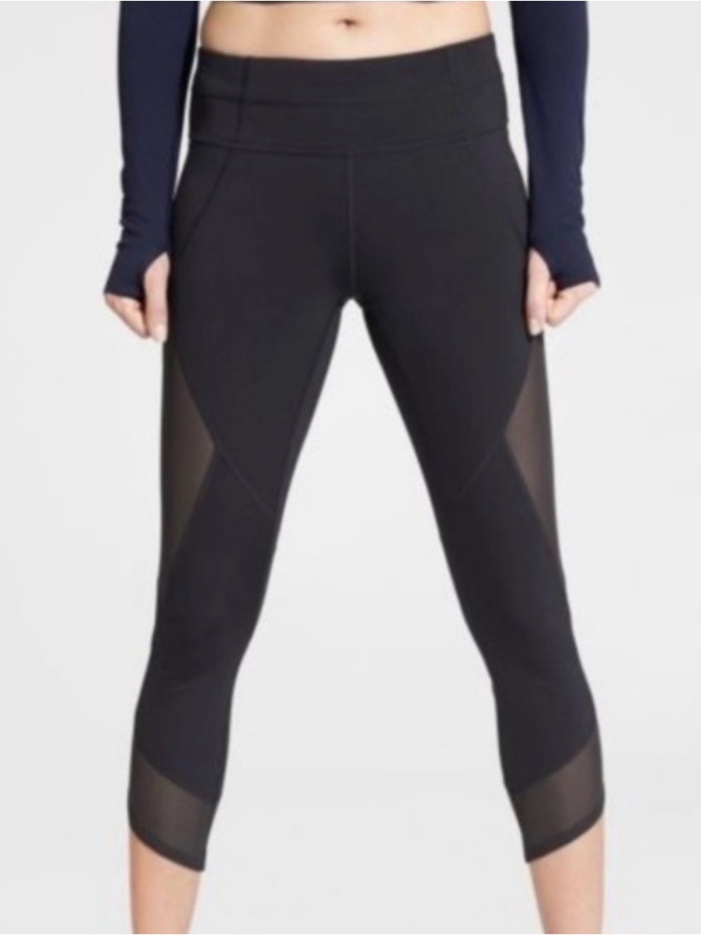 Athleta Black Aura Sonar Mesh Capri Leggings